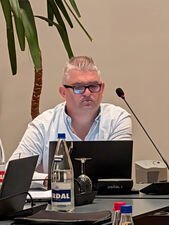 e0611cc1 12ea 4cb4 bf22 f9112d8772cd