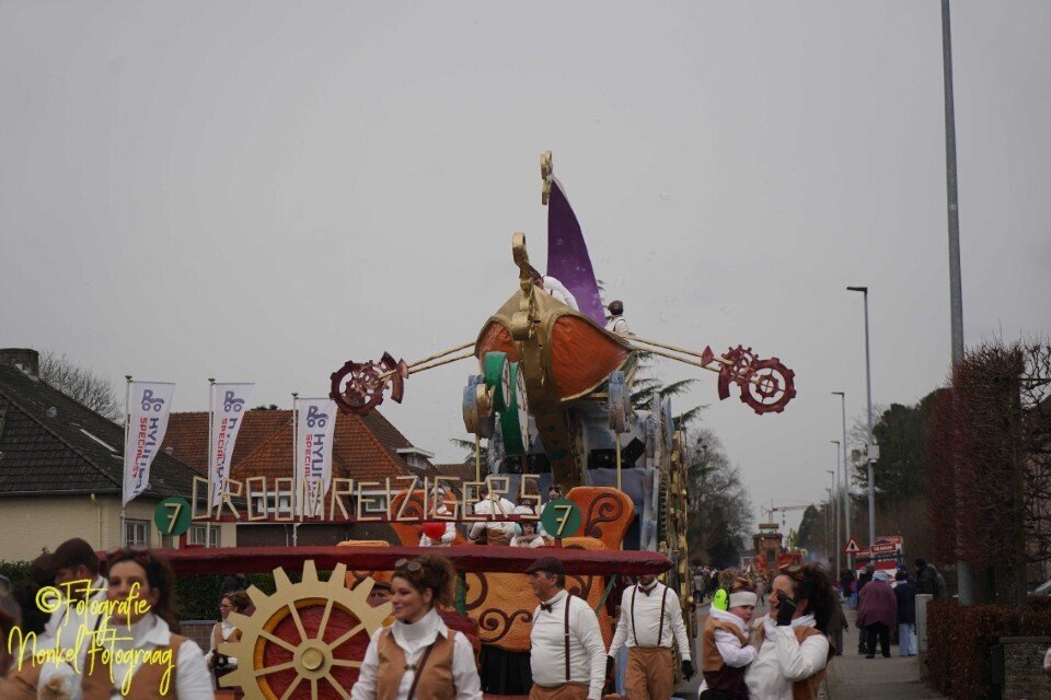 2026 02 15 kindercarnaval weelde 873