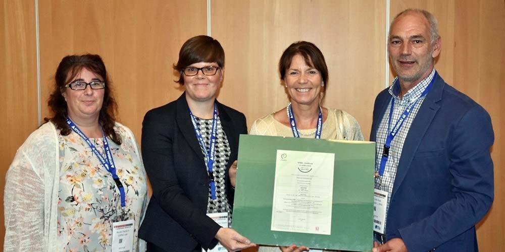 uitreiking certificaat Van Raak  © COPRO.EU