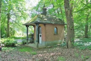 kapel Mierde Dijk
