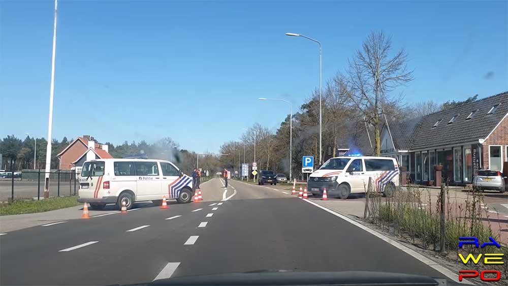 voorvluchtig Poppel