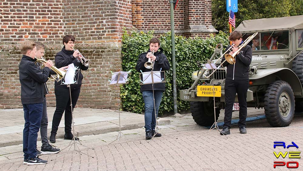 onthulling gedenkplaat slachtoffersWO2 6