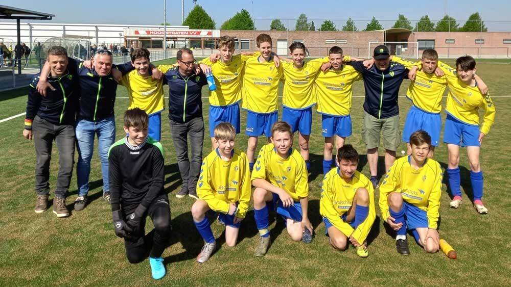 kadetten Poppel kampioen2022