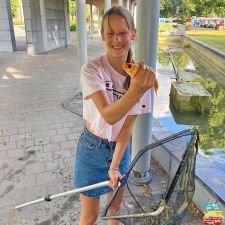 reiniging visvijver gemeentehuis3