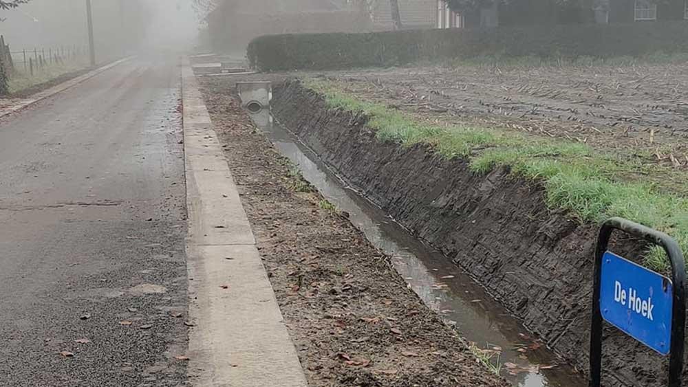 asfaltering Hegge zijstraten1