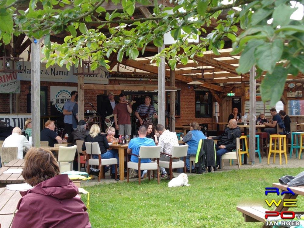 BIERTUIN6