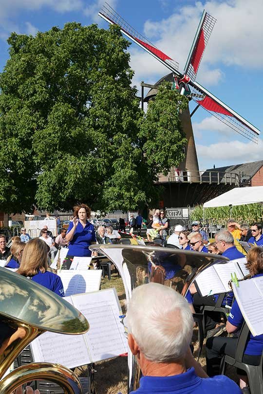 RAWEPO zet verenigingen uit Ravels in de kijker